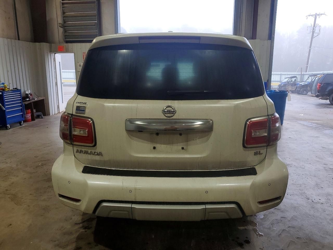 2017 Nissan Armada sv