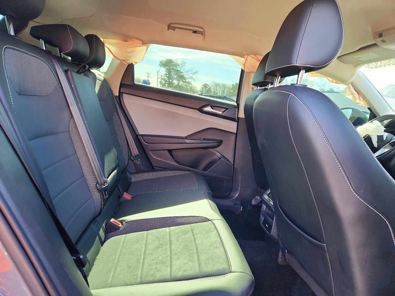 2022 Volkswagen Taos se