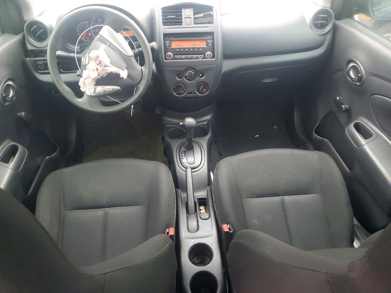 2016 Nissan Versa s
