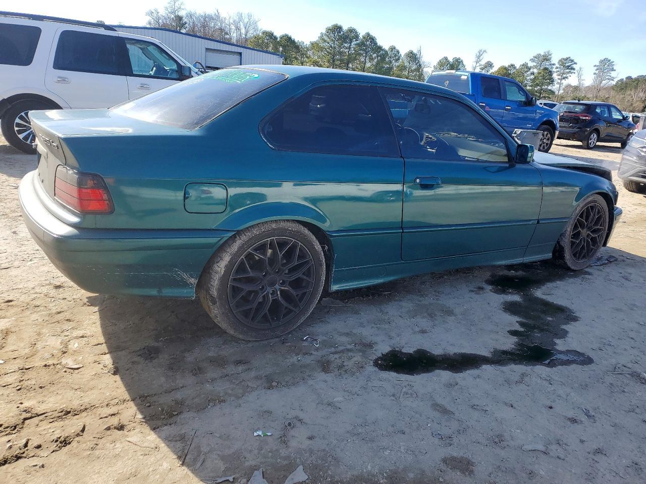 1992 BMW 325 is Automatic