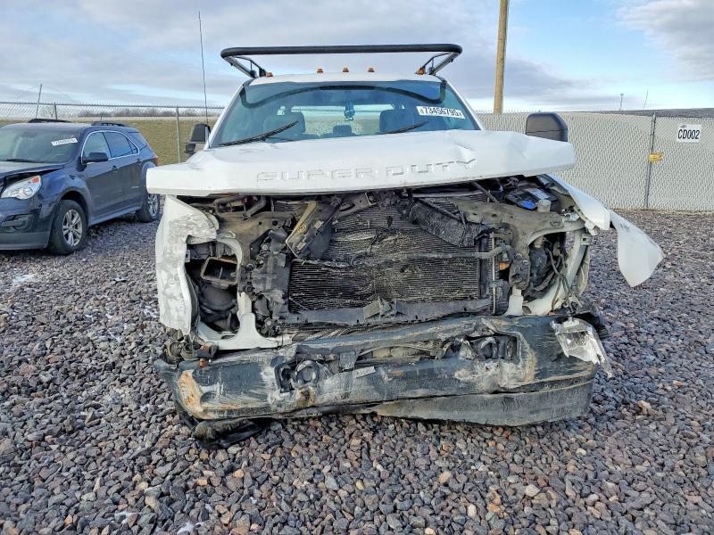 2017 Ford F350 Super Duty Utility / Service Truck