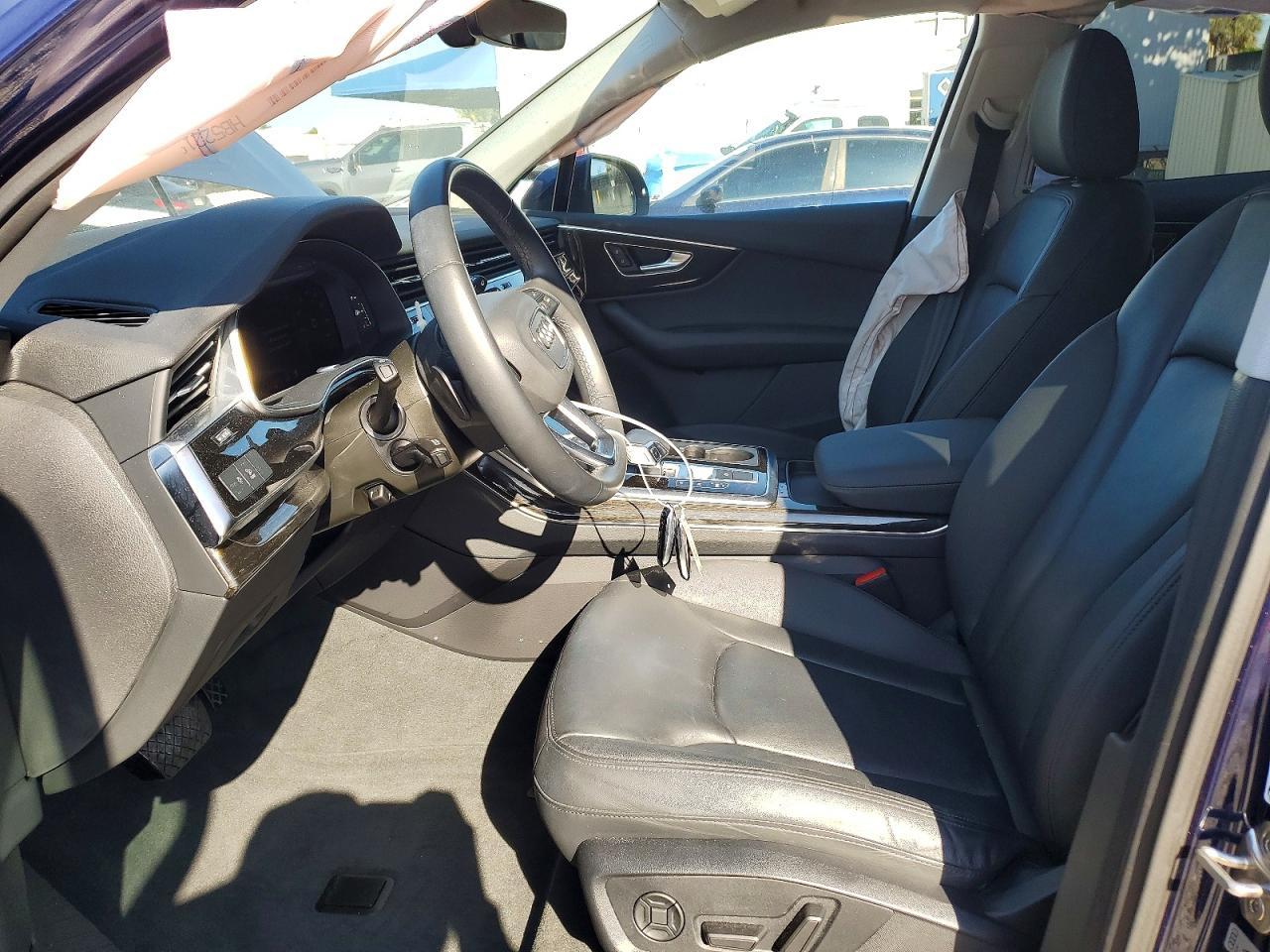2022 Audi Q7 Premium