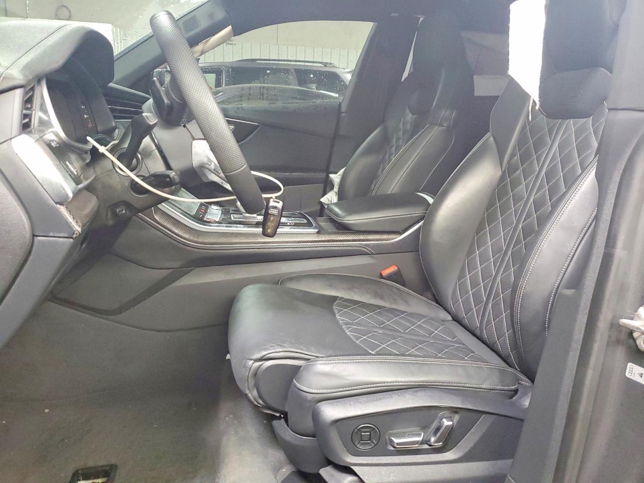 2023 Audi SQ8 Premium Plus