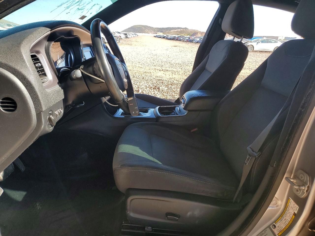 2015 Dodge Charger se