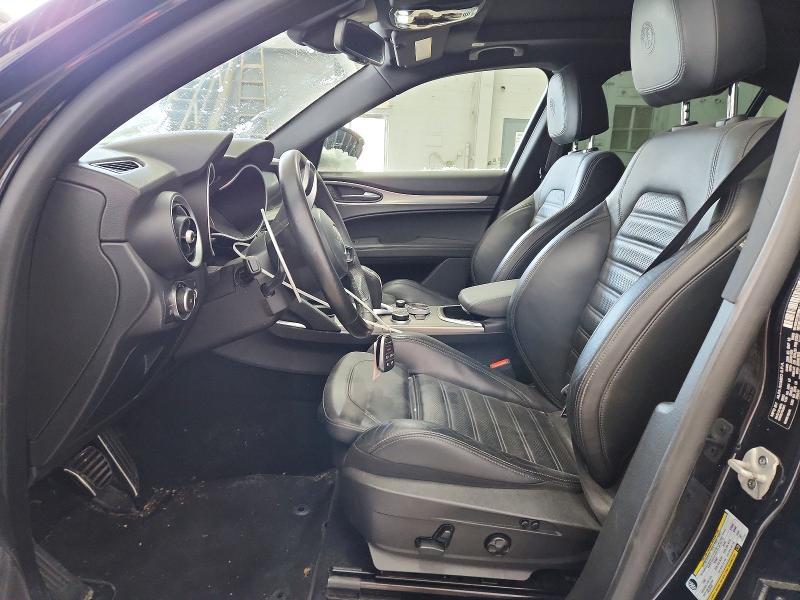 2023 Alfa Romeo Stelvio ti