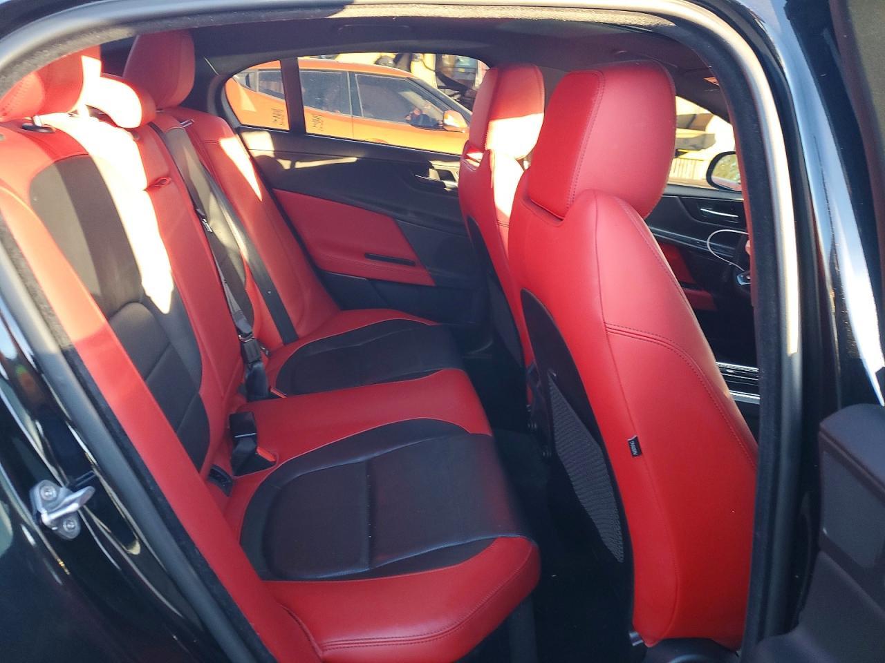 2019 Jaguar Xe s