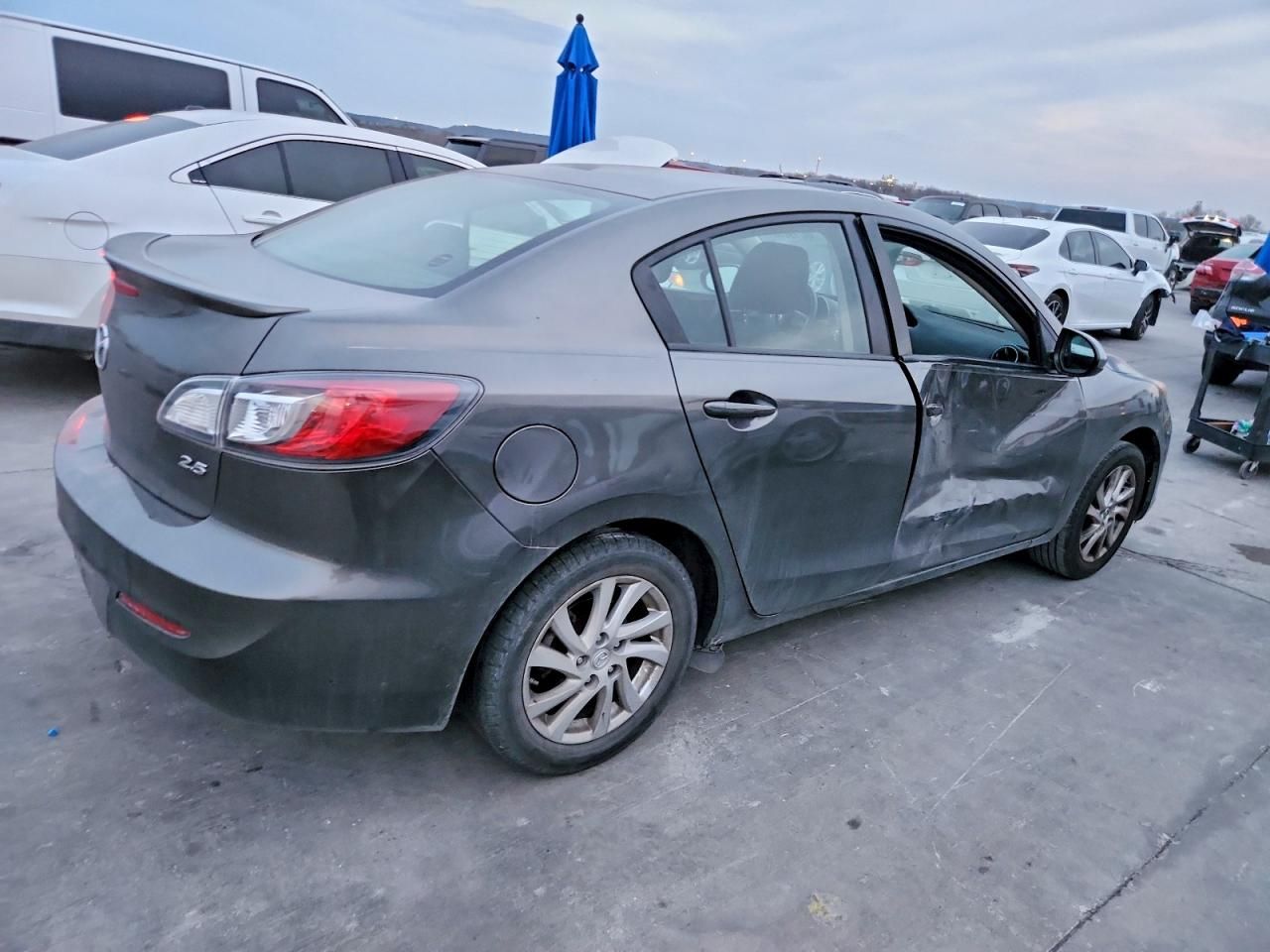 2012 Mazda 3 I
