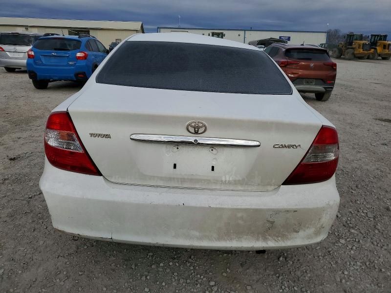 2004 Toyota Camry le