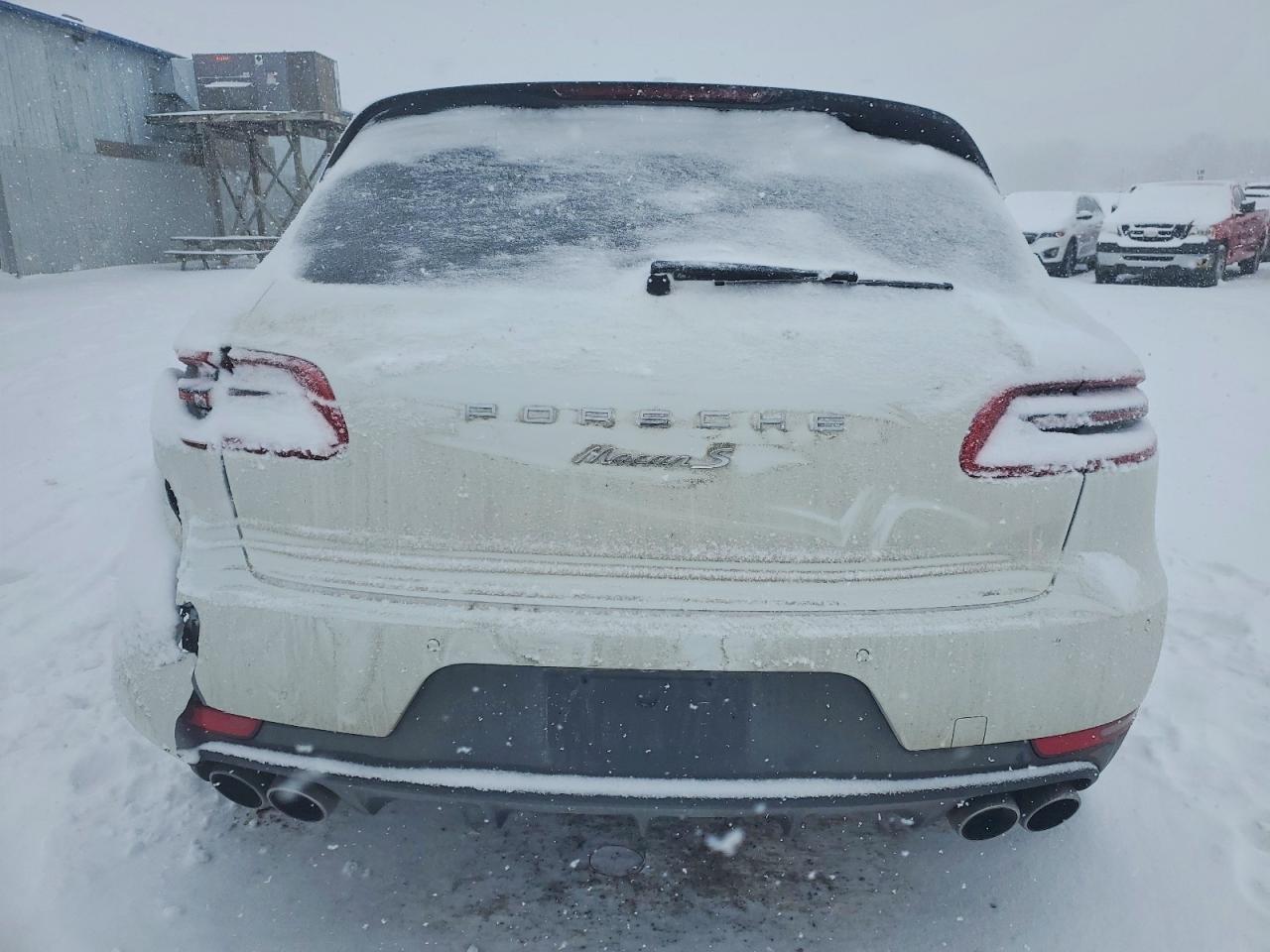 2016 Porsche Macan s