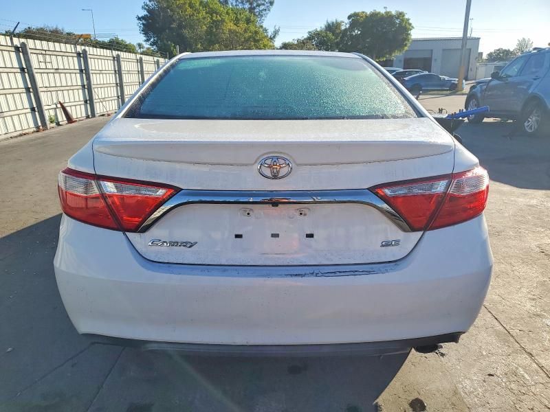 2015 Toyota Camry se