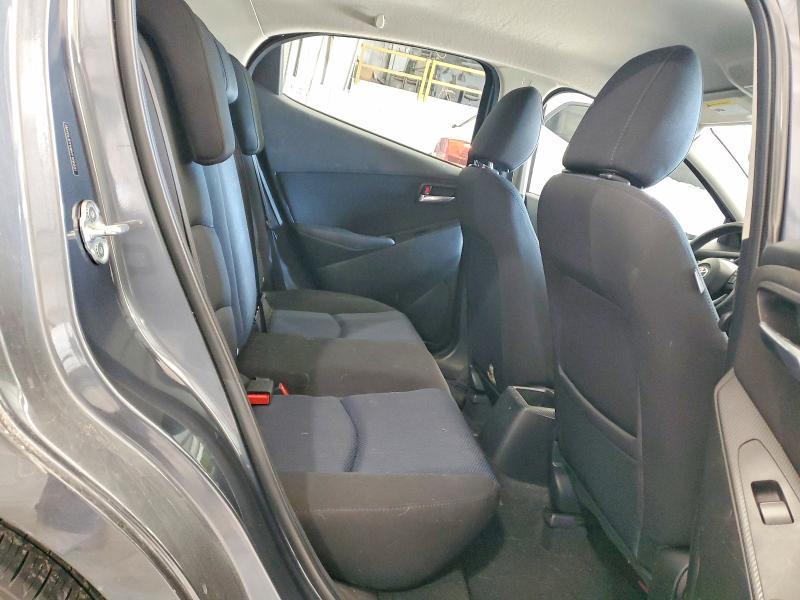 2017 Toyota Yaris ia