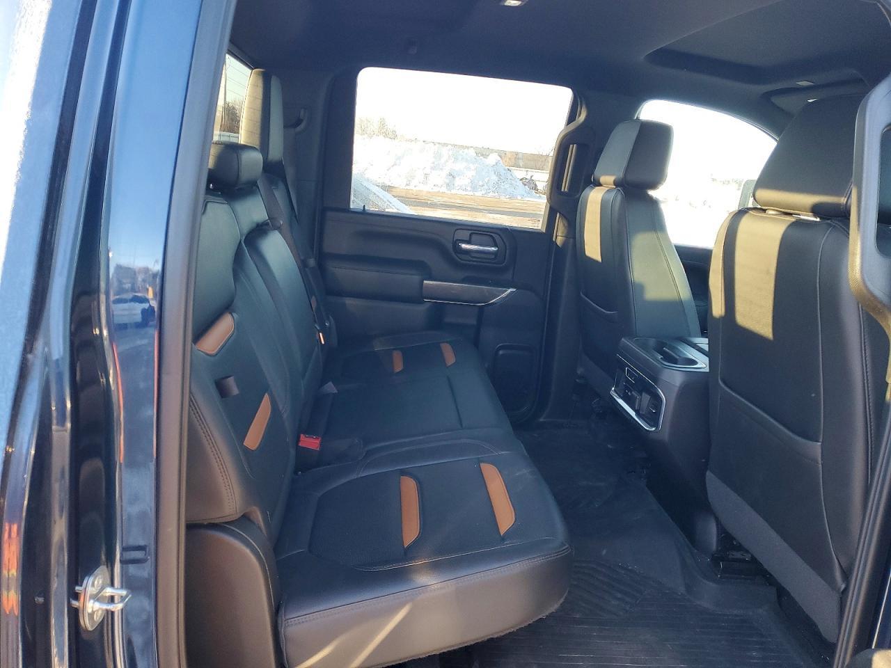2020 GMC Sierra K2500 AT4
