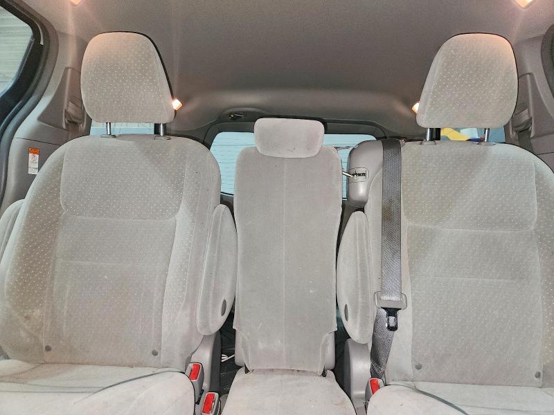 2018 Toyota Sienna le