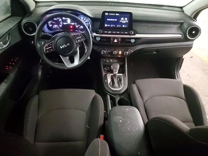 2024 KIA Forte lx