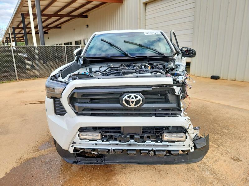 2024 Toyota Tacoma Xtracab