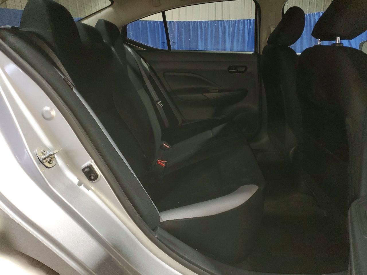 2025 Nissan Versa s