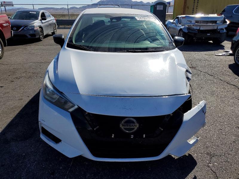 2020 Nissan Versa s
