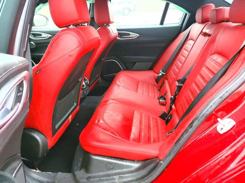 2022 Alfa Romeo Giulia Super