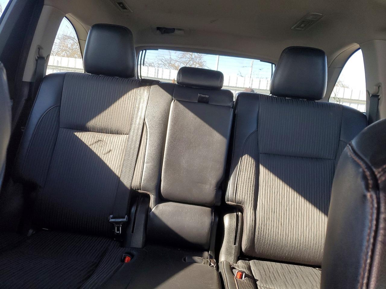 2018 Toyota Highlander le