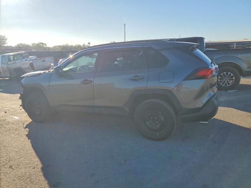 2021 Toyota Rav4 le