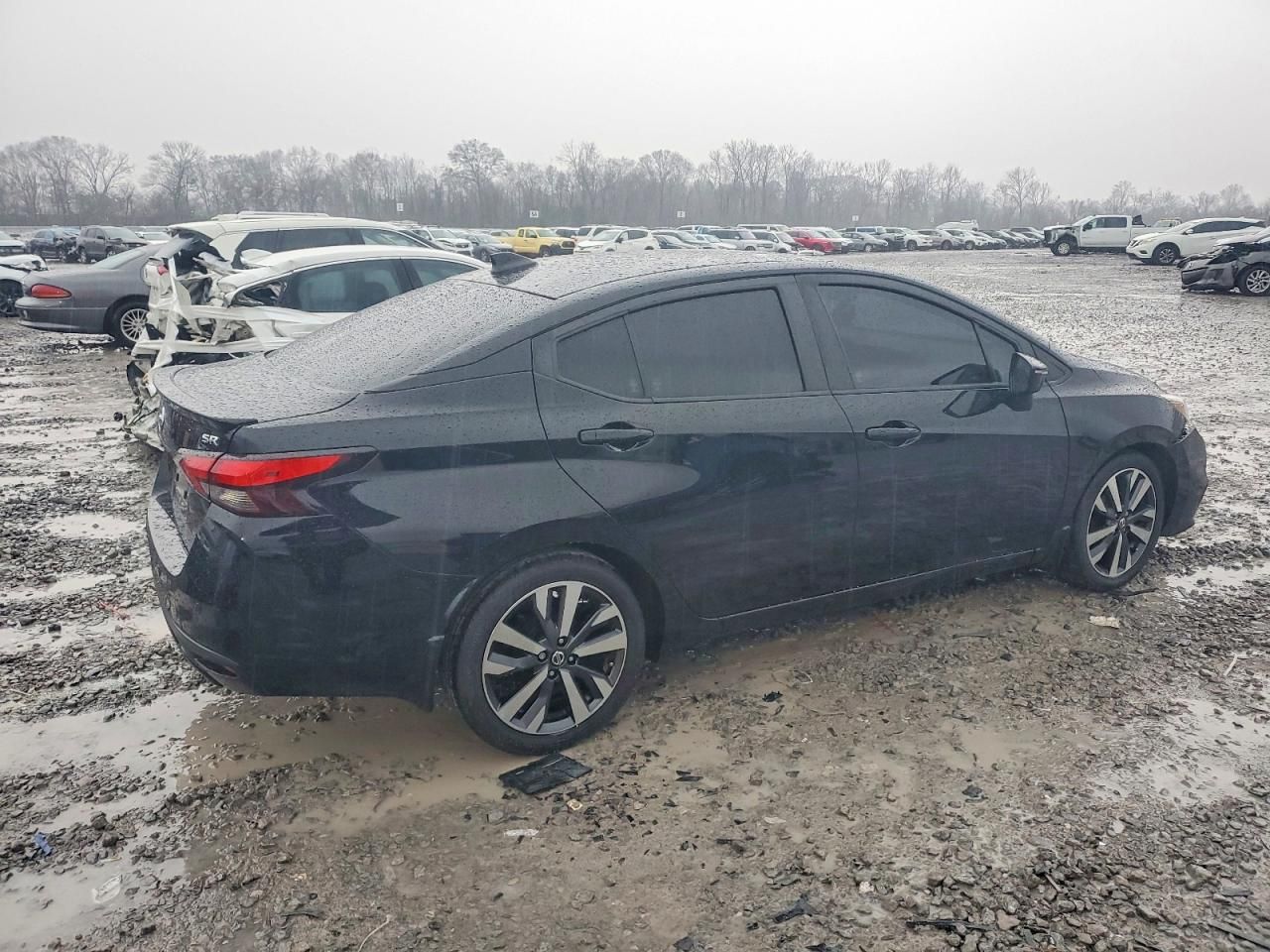 2020 Nissan Versa sr