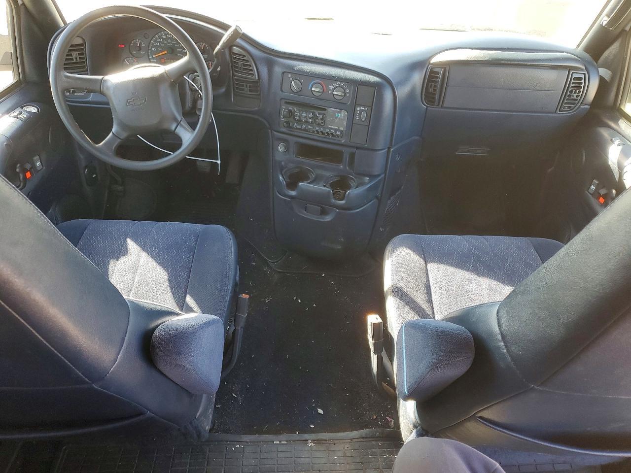 2000 Chevrolet Astro