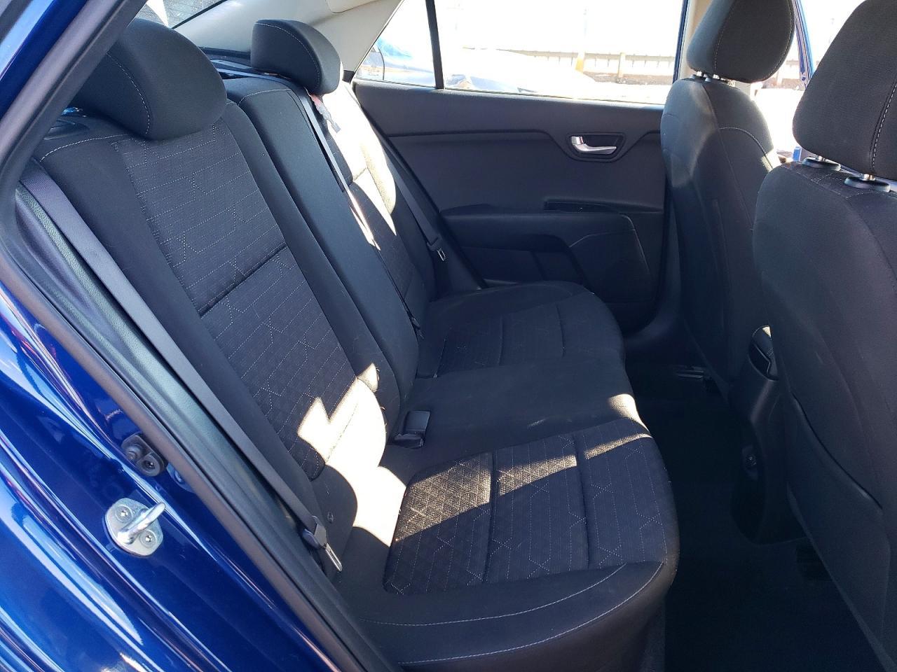 2020 KIA Rio lx