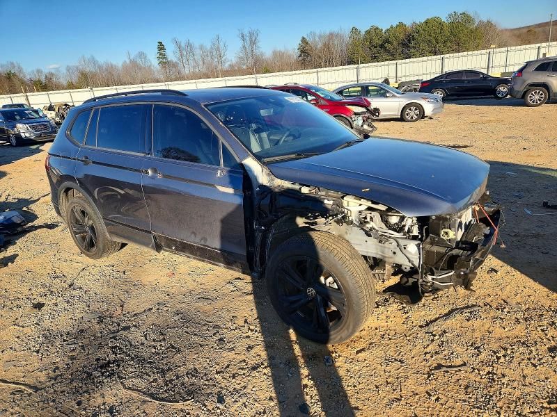 2024 Volkswagen Tiguan se R-line Black