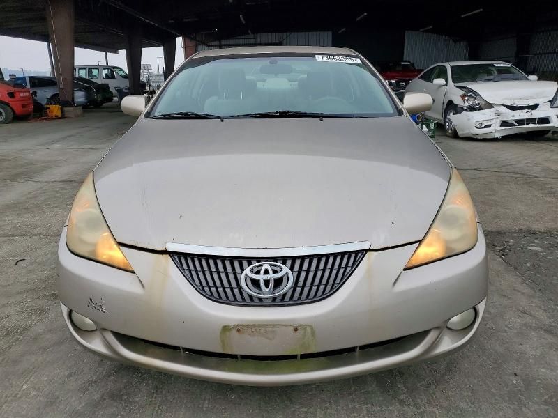 2004 Toyota Camry Solara se
