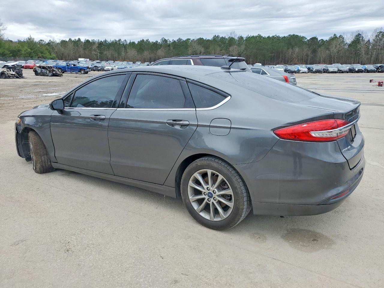 2017 Ford Fusion se
