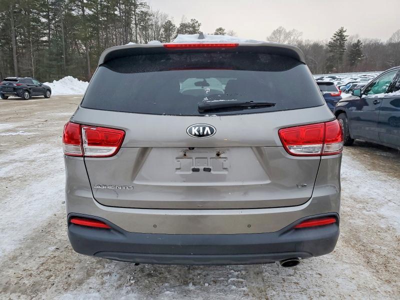 2016 KIA Sorento lx