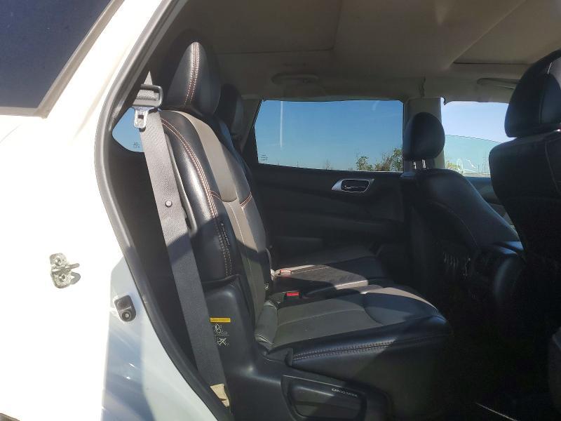 2019 Nissan Pathfinder sl