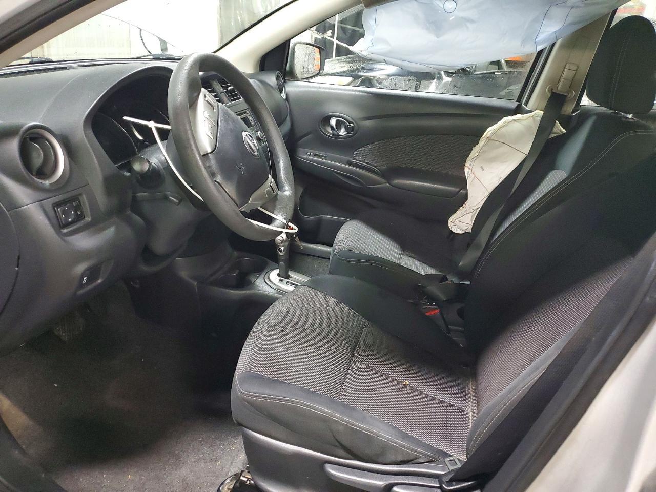 2016 Nissan Versa s