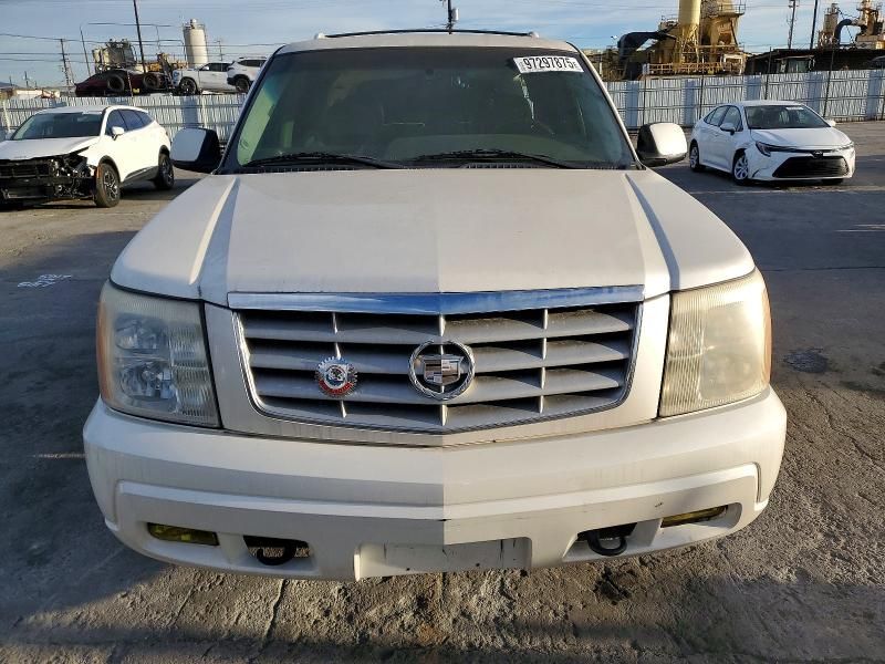 2002 Cadillac Escalade Luxury