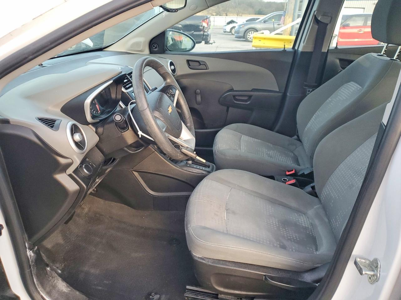 2017 Chevrolet Sonic ls