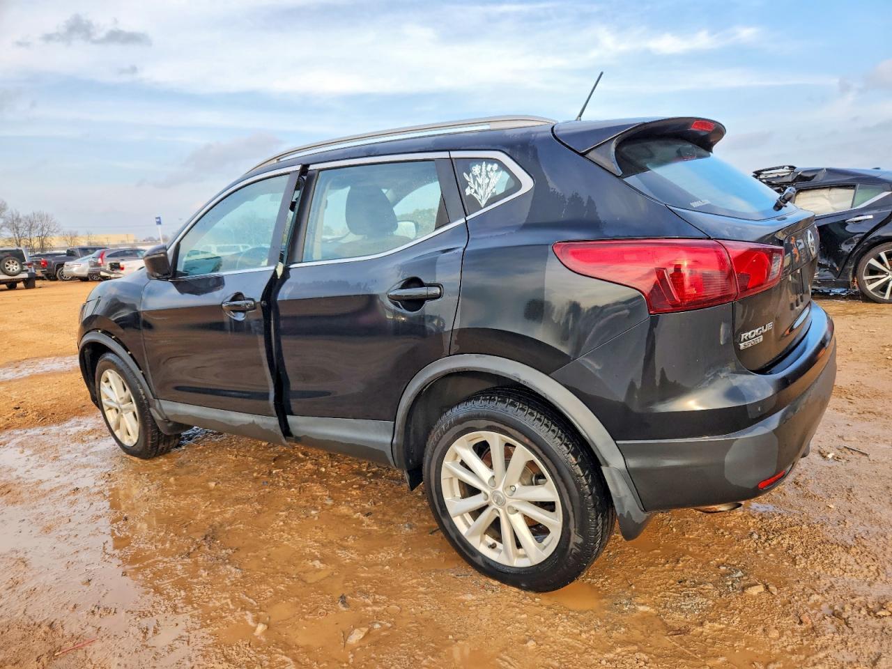 2017 Nissan Rogue Sport s