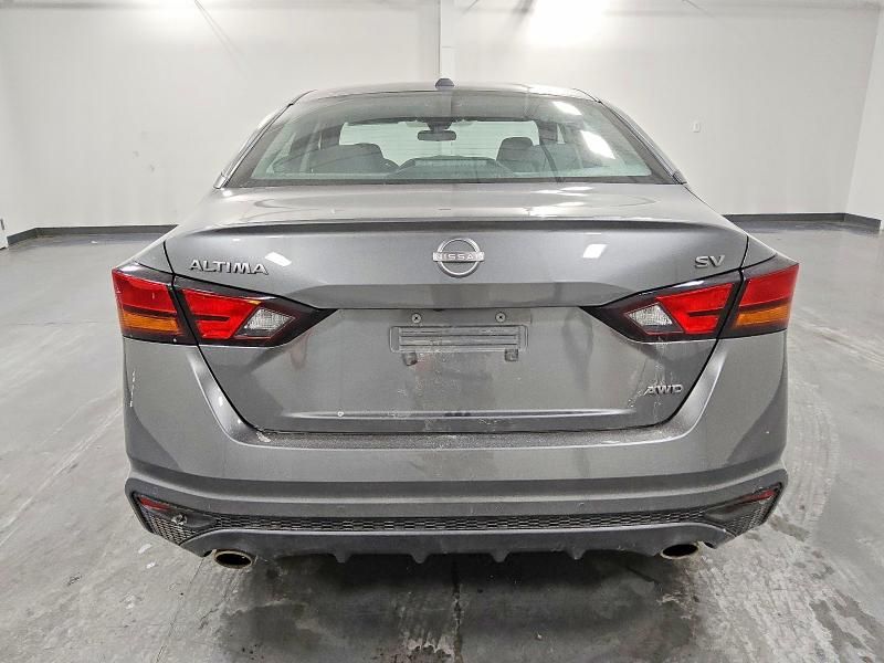 2023 Nissan Altima sv