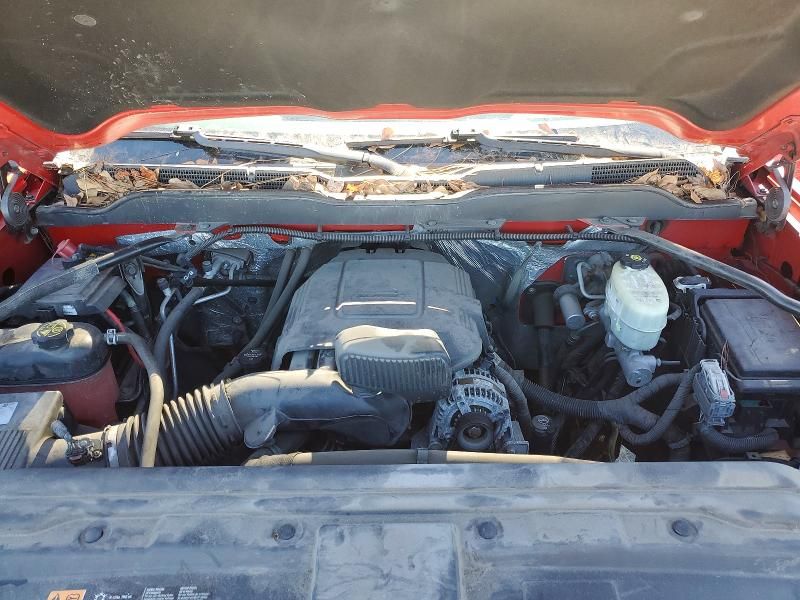 2017 Chevrolet Silverado 2500 Utility / Service Truck