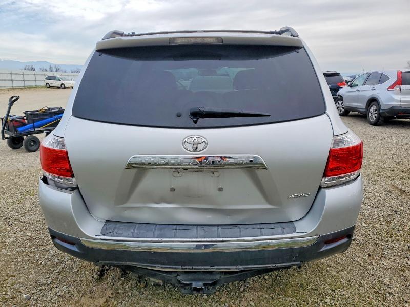 2013 Toyota Highlander Base