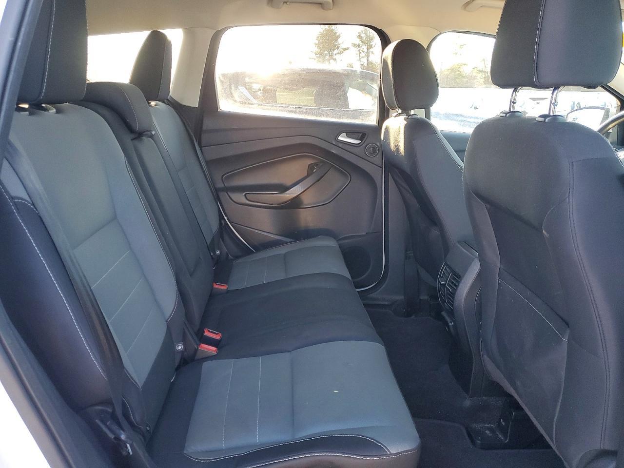 2016 Ford Escape se