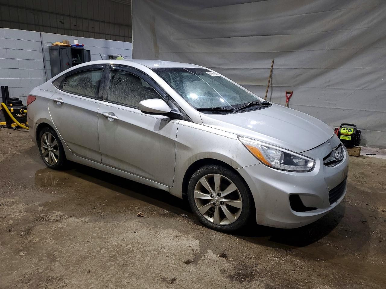2014 Hyundai Accent gls