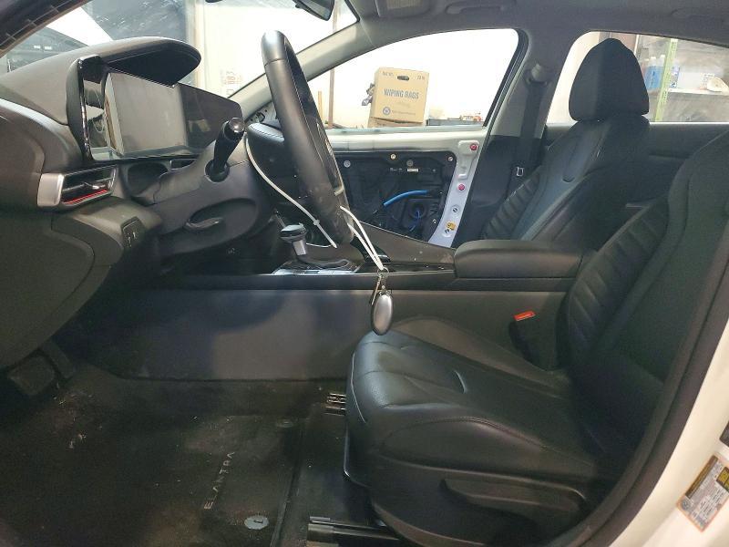 2025 Hyundai Elantra Luxury