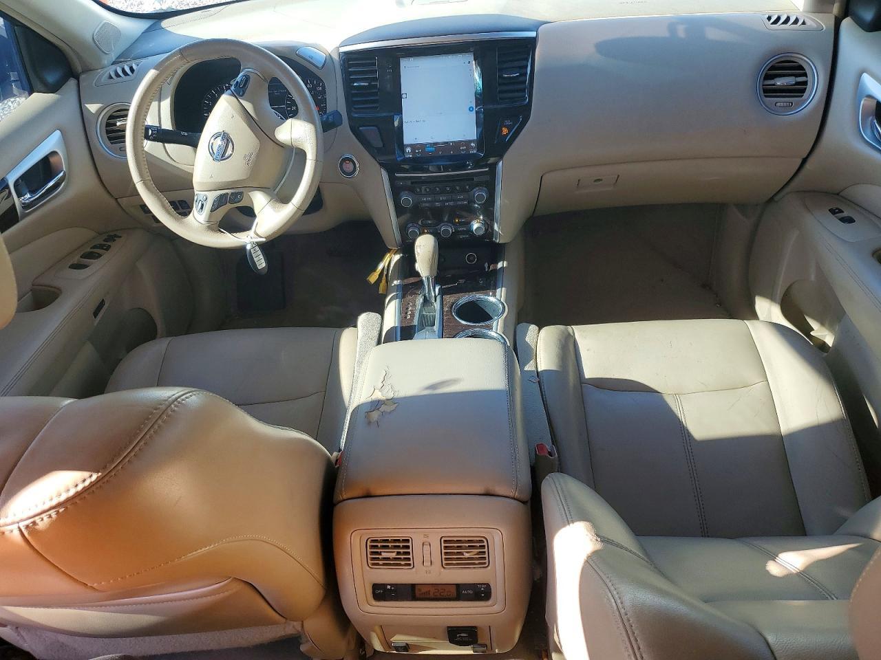 2013 Nissan Pathfinder s