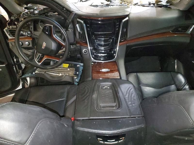 2016 Cadillac Escalade Luxury