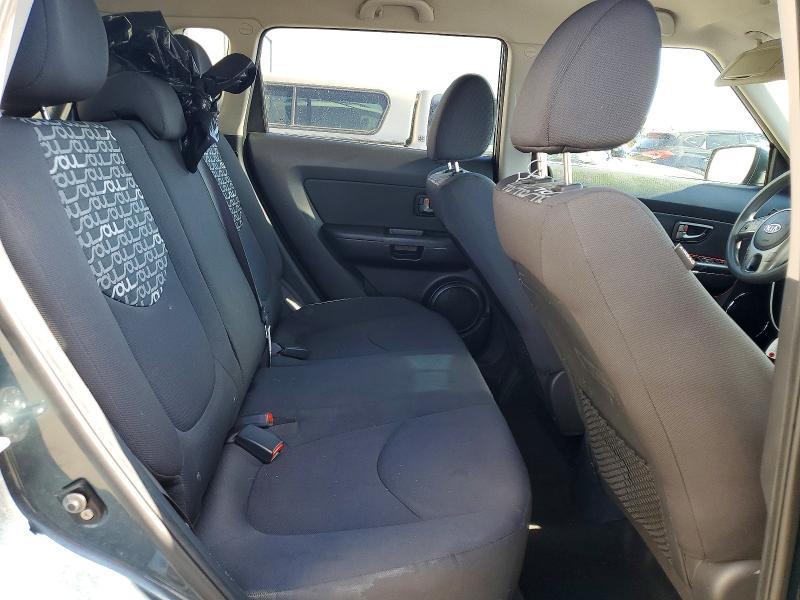 2011 KIA Soul +
