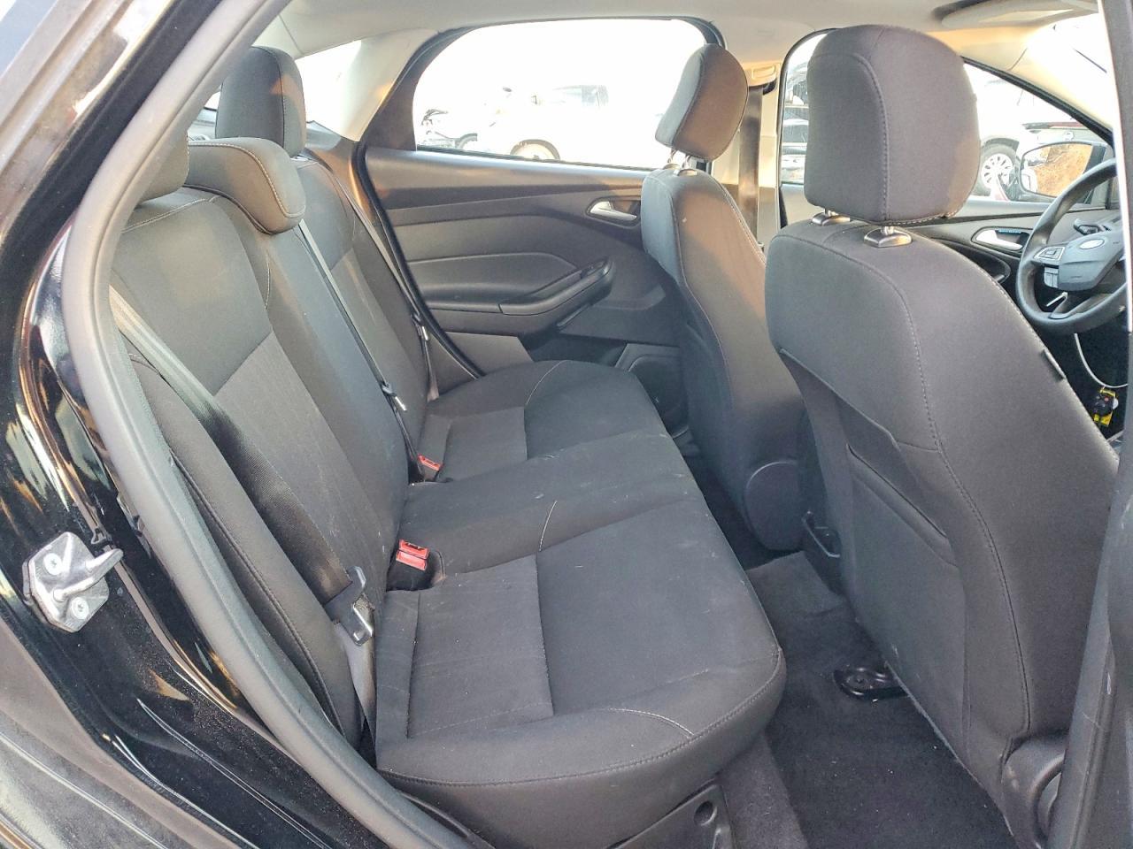 2017 Ford Focus sel