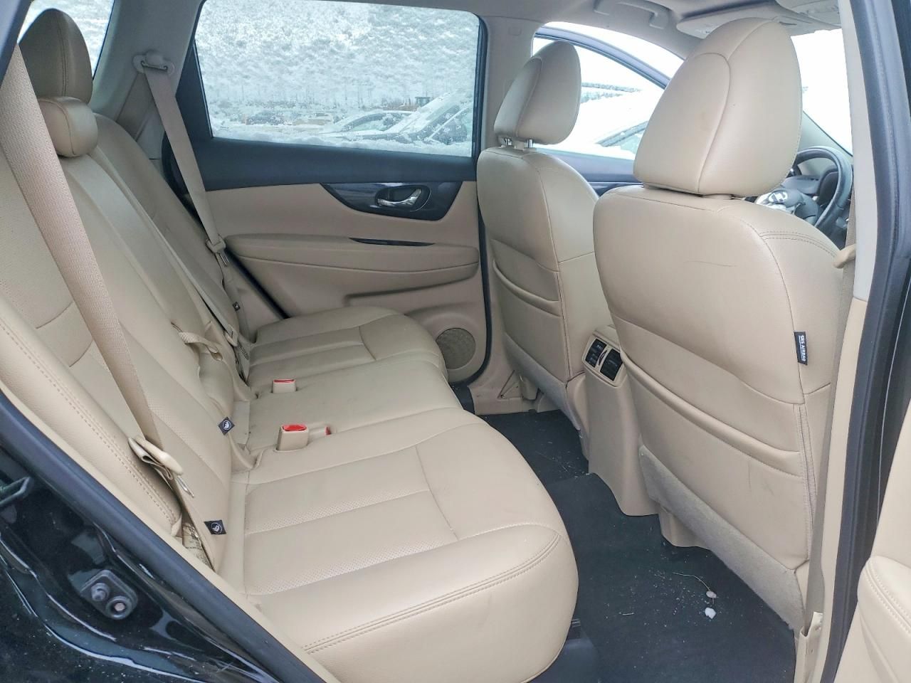 2017 Nissan Rogue sv