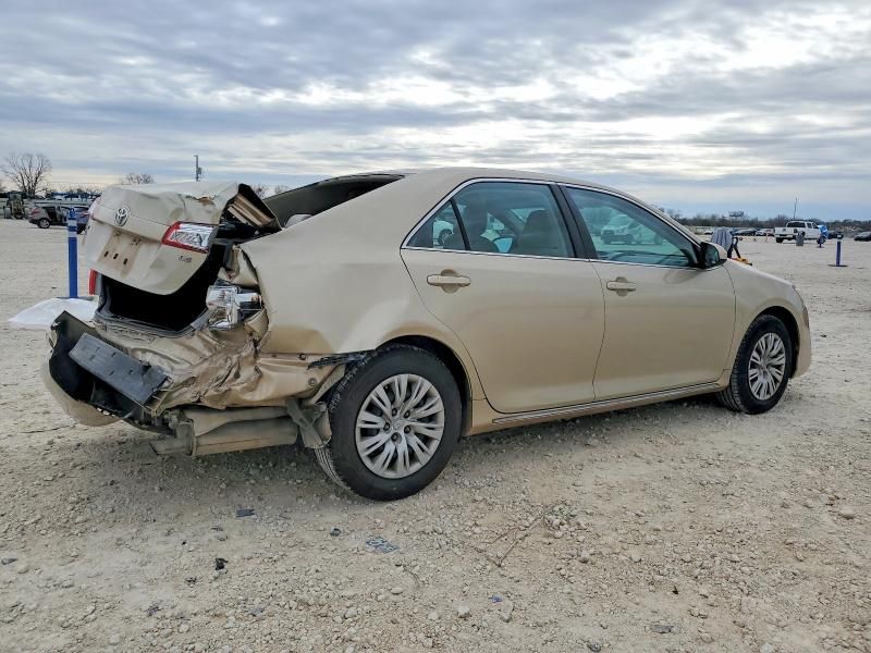 2012 Toyota Camry le