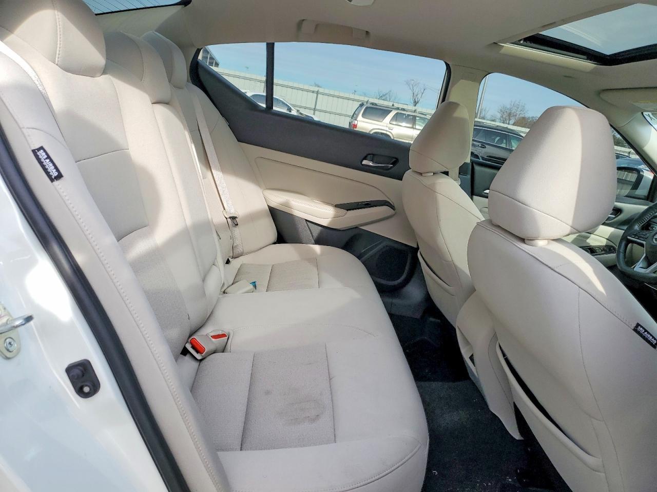 2021 Nissan Altima sv