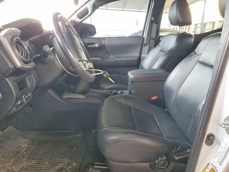 2019 Toyota Tacoma trd Off-road